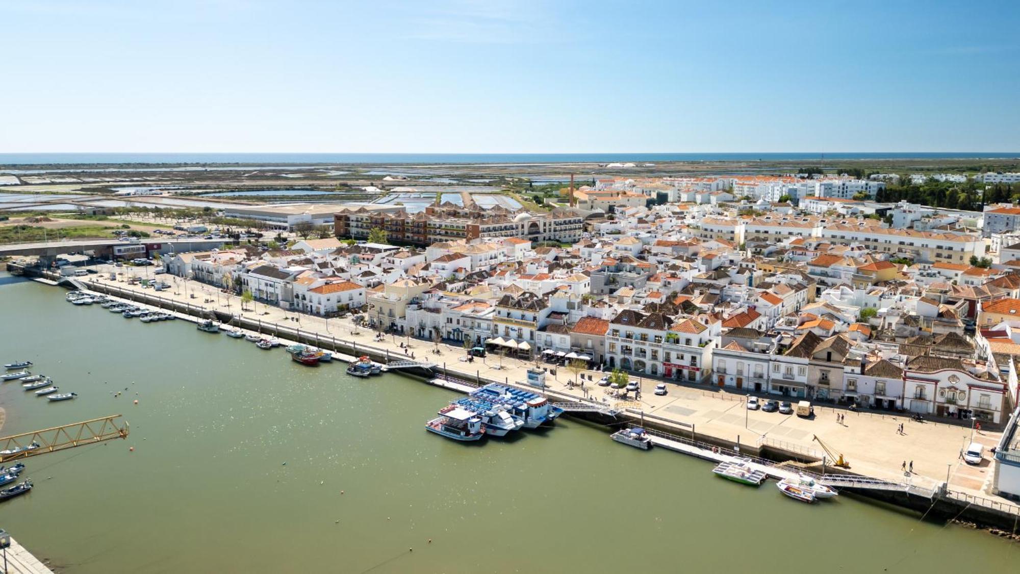 Apartment Mossbrae-tavira Centre, Terrasse Et Piscine Tavira